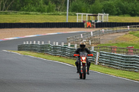enduro-digital-images;event-digital-images;eventdigitalimages;mallory-park;mallory-park-photographs;mallory-park-trackday;mallory-park-trackday-photographs;no-limits-trackdays;peter-wileman-photography;racing-digital-images;trackday-digital-images;trackday-photos